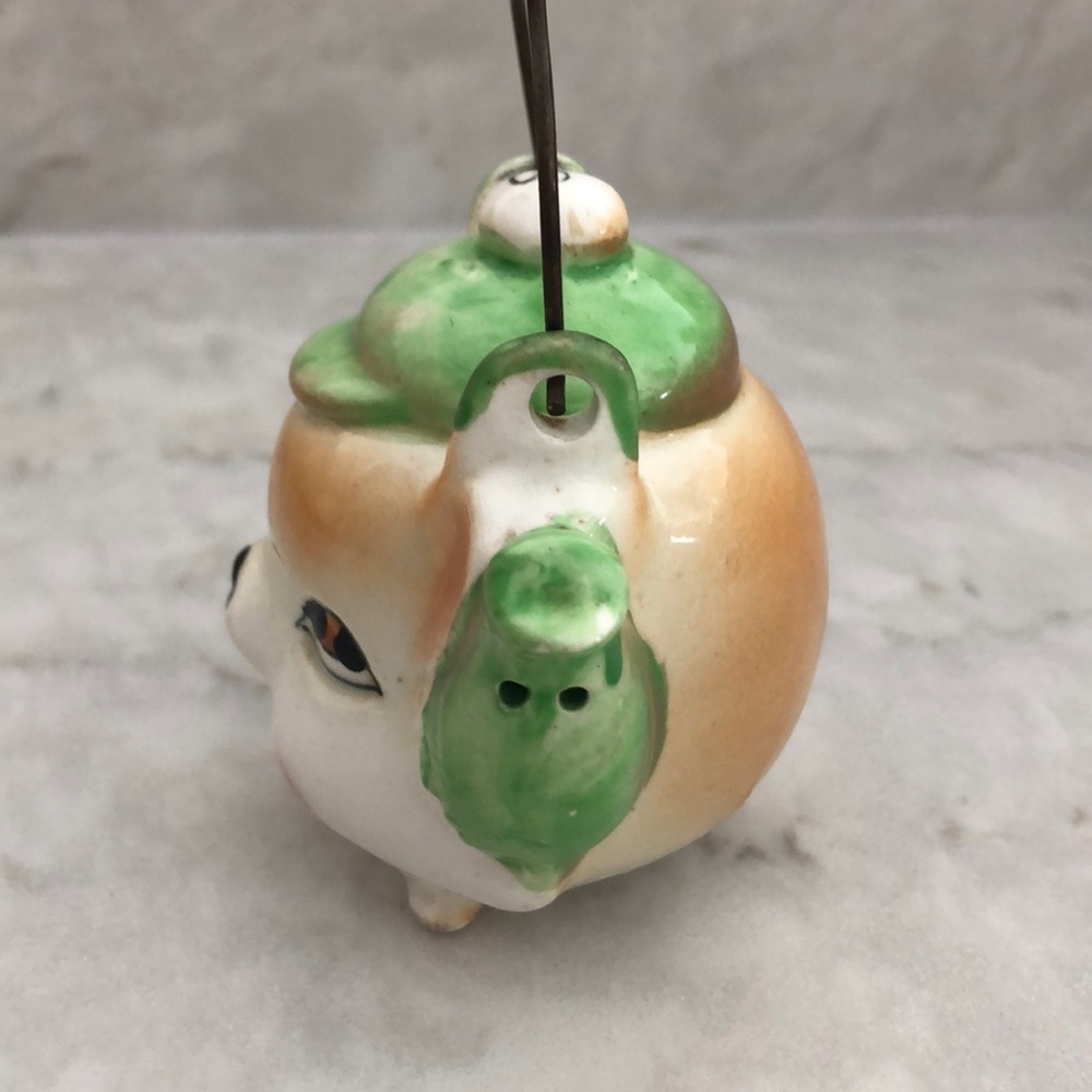 Vintage Japan baseball hat teddy bear teapot salt shaker w metal teapot handle - Picture 3 of 8